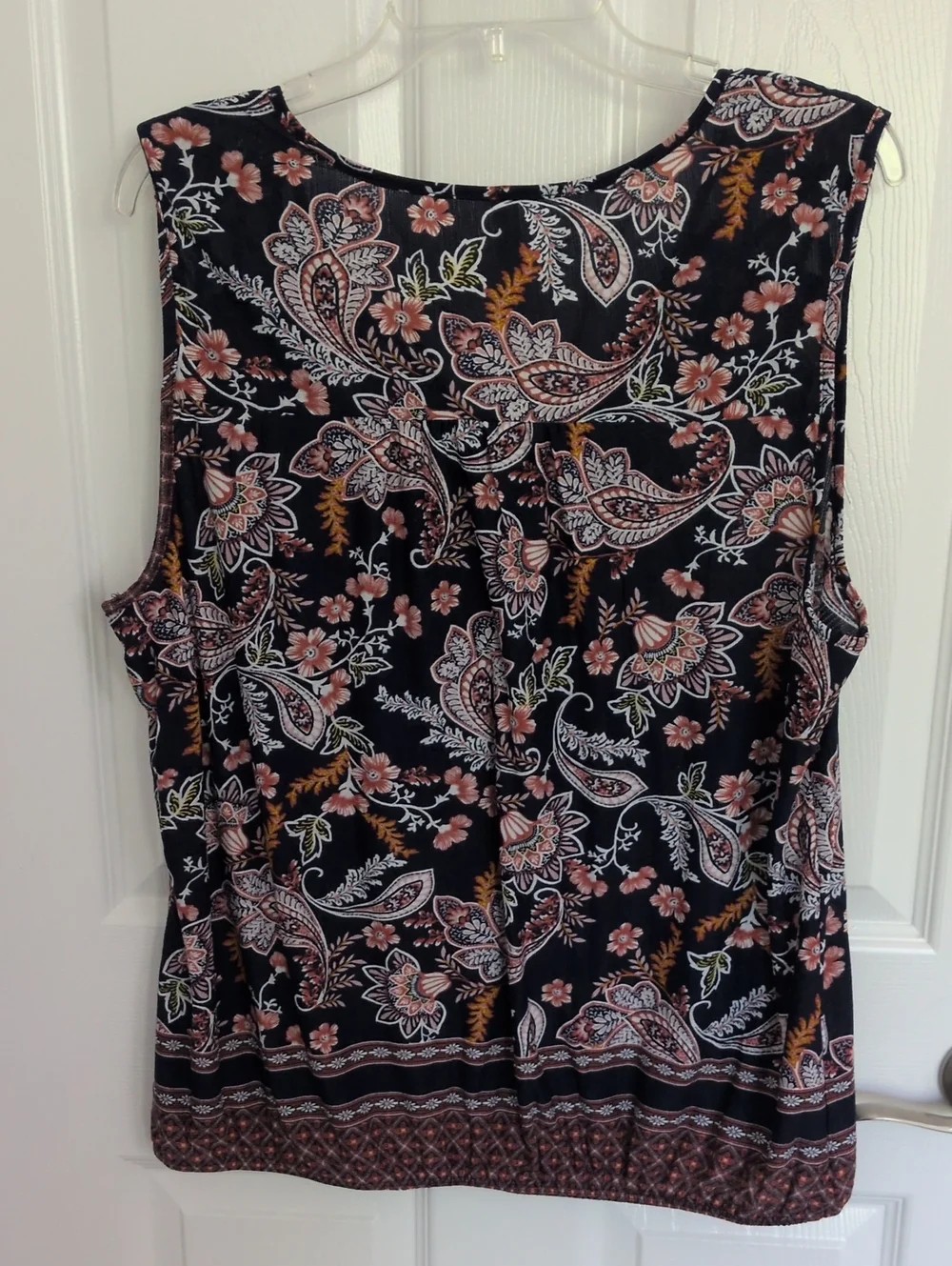 PerSeption Navy Blue Floral Paisley Sleeveless V Neck Blouse - 1X